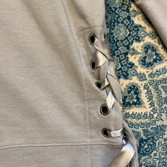 Juicy couture great sweater - Picture 3 of 3